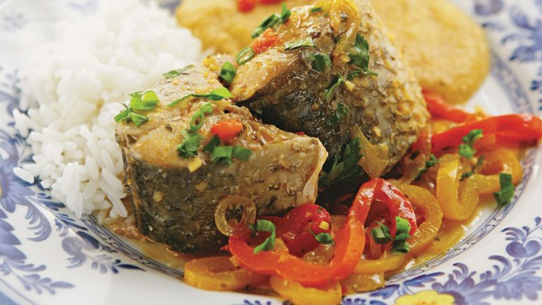 Moqueca econômica de peixe